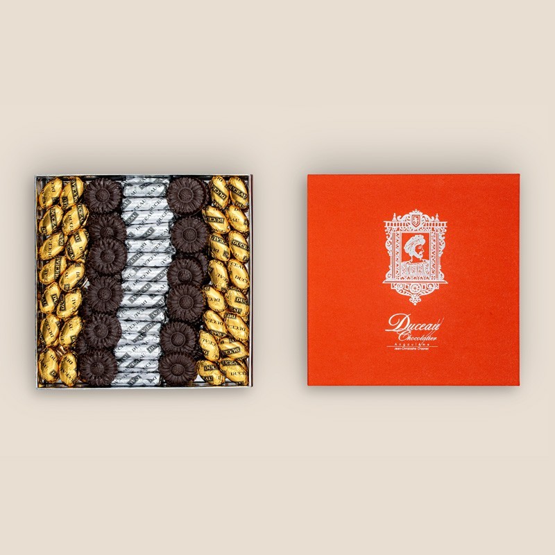 Boîte de chocolats François 1er, souvenir d’Angoulême – Duceau